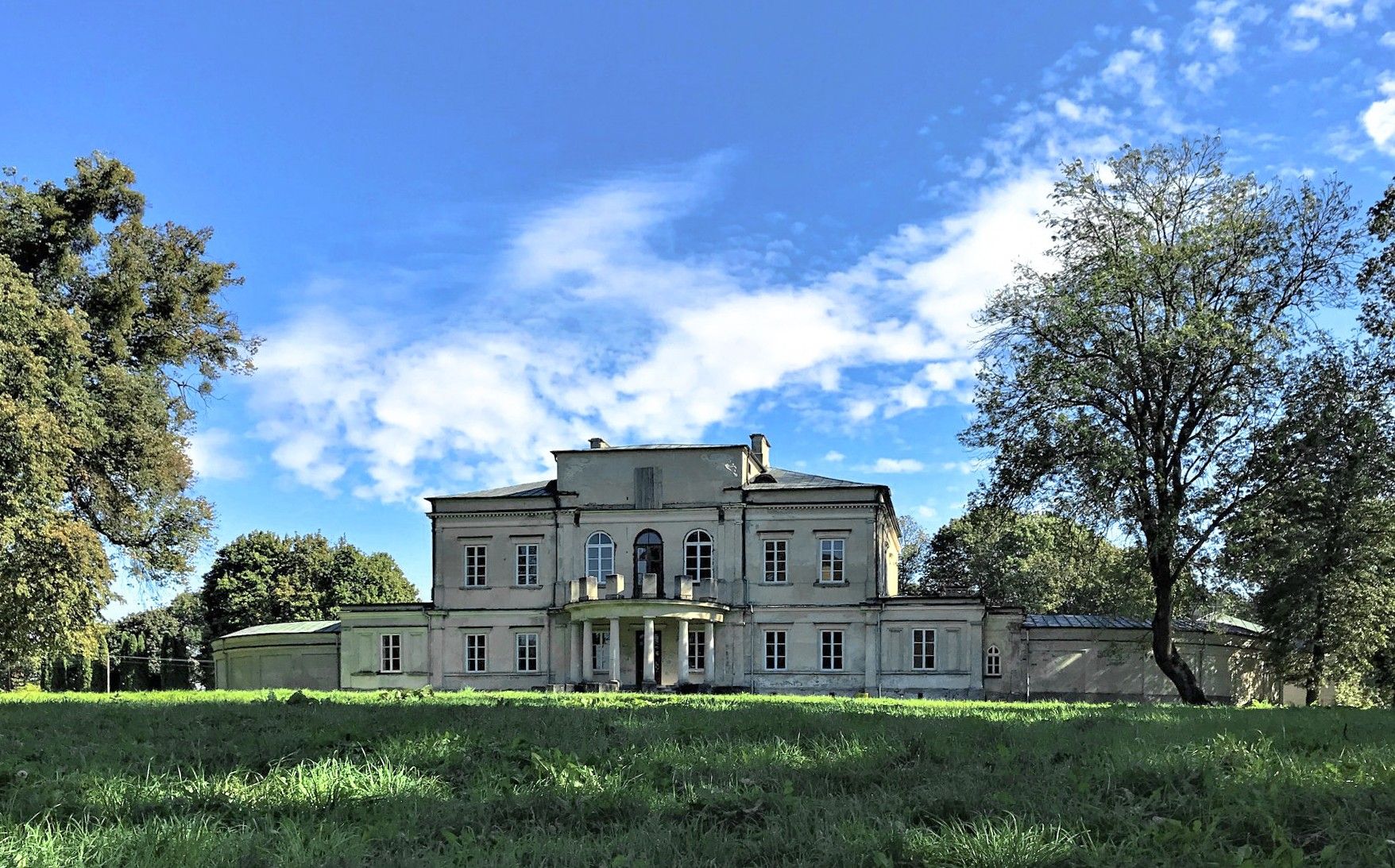 Photos Château classique à vendre dans le sud-est de la Pologne