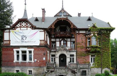 Historische villa te koop Kudowa-Zdrój, Zdrojowa 36, województwo dolnośląskie,, Vooraanzicht