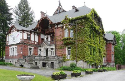 Historische villa te koop Kudowa-Zdrój, Zdrojowa 36, województwo dolnośląskie,, Zijaanzicht