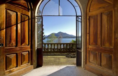 Villa historique à vendre 28838 Stresa, Via Giuseppe Mazzini, Piémont, Entrée