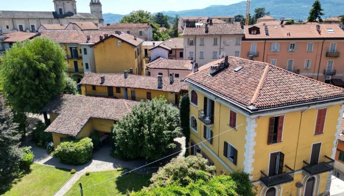 Historische villa Verbano-Cusio-Ossola, Intra 4