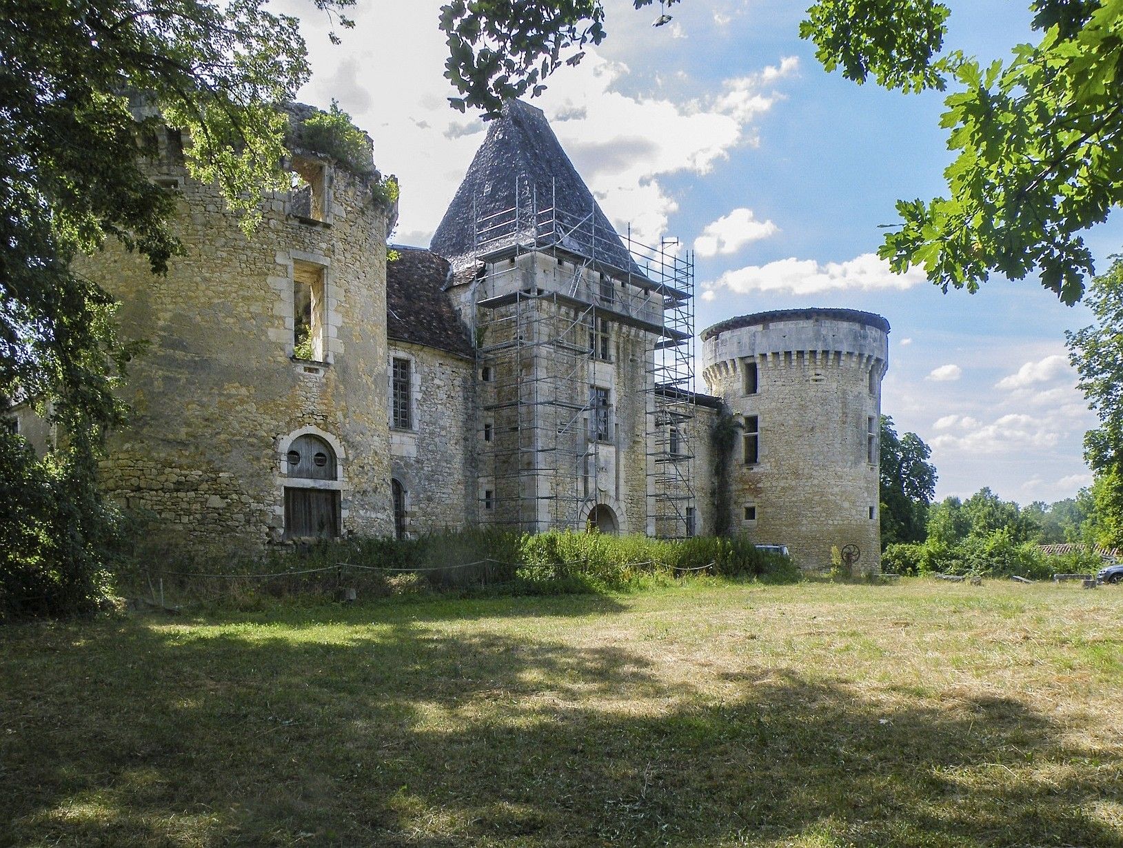 Photos Château à Périgueux, Dordogne, Nouvelle Aquitaine