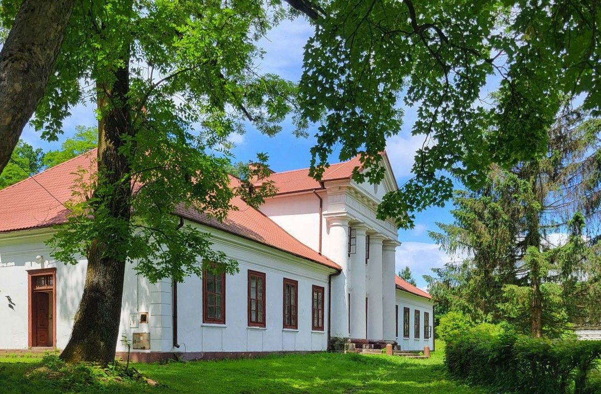 Images Betoverend landhuis in Rożnów - commissievrij