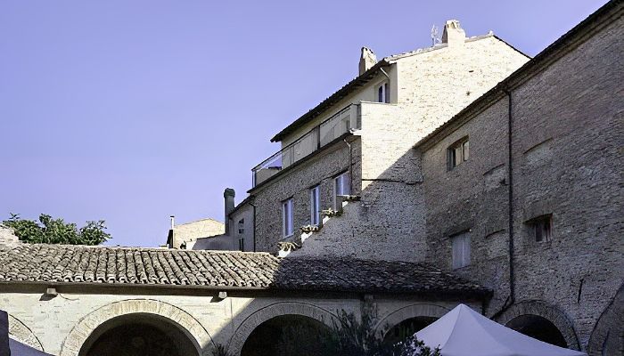 Historische villa te koop Offida, Marche,  Italië