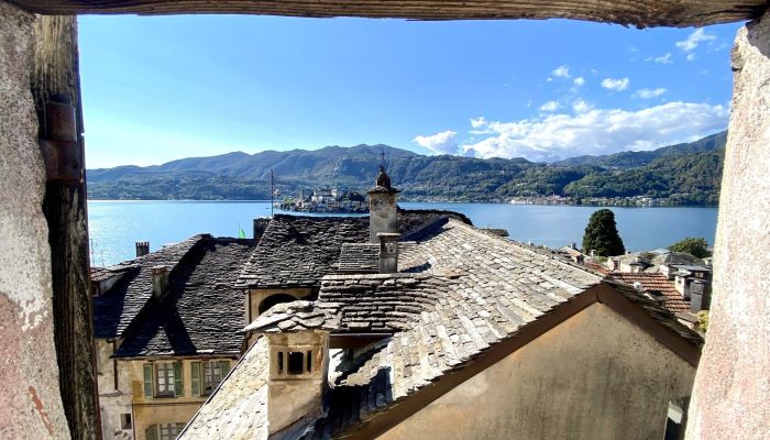 Historisch vastgoed Orta San Giulio 3