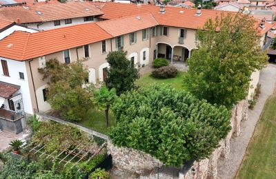 Landhuis Pombia, Piemonte