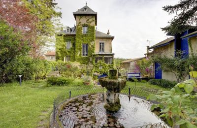 Historische villa te koop Vernaison, Auvergne-Rhône-Alpes, Buitenaanzicht