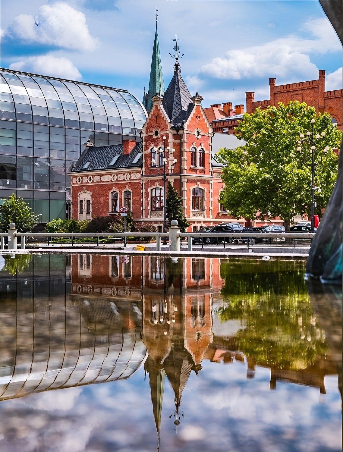 Photos Villa historique au bord de la rivière à Bydgoszcz