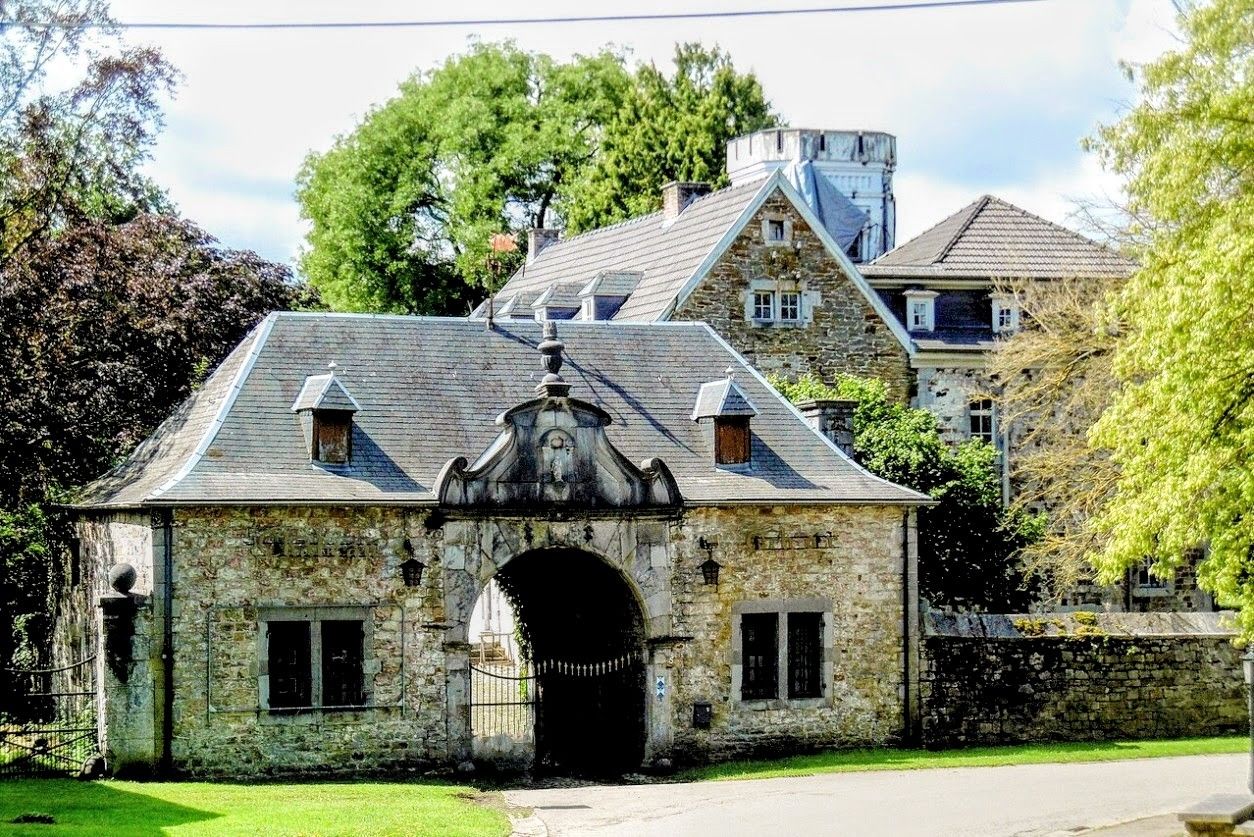 Photos Château Thor - AirBnB populaire en Belgique, près de l'Allemagne