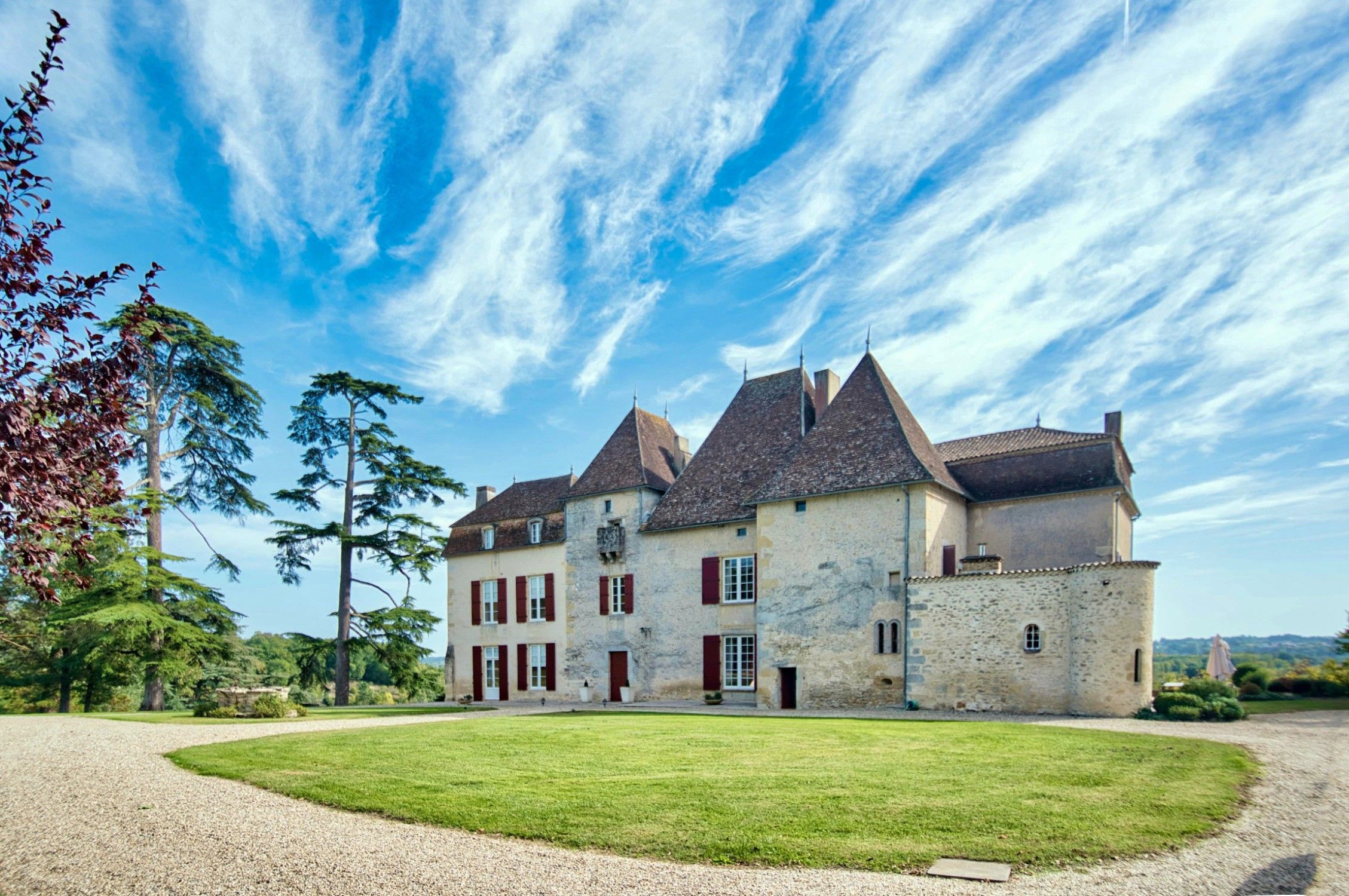 Photos Château exceptionnel dans le sud-ouest de la France