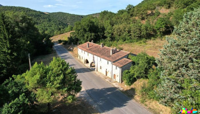 Ferme à vendre Perugia, Ombrie,  Italie