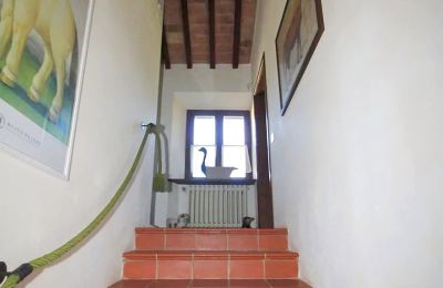 Maison de campagne à vendre Montecatini Val di Cecina, Toscane, Escalier