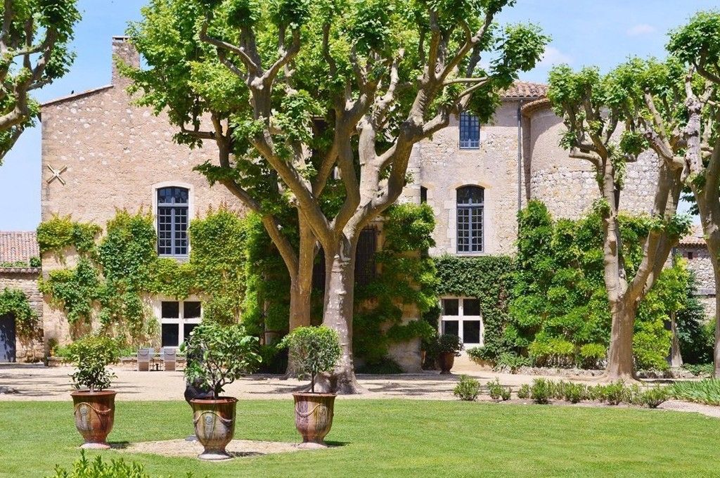 Images Château uit de 13e eeuw tussen Nîmes en Alès