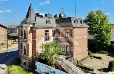 Historische villa te koop Radomsko, Kolejowa  2, województwo łódzkie, Foto 1/26