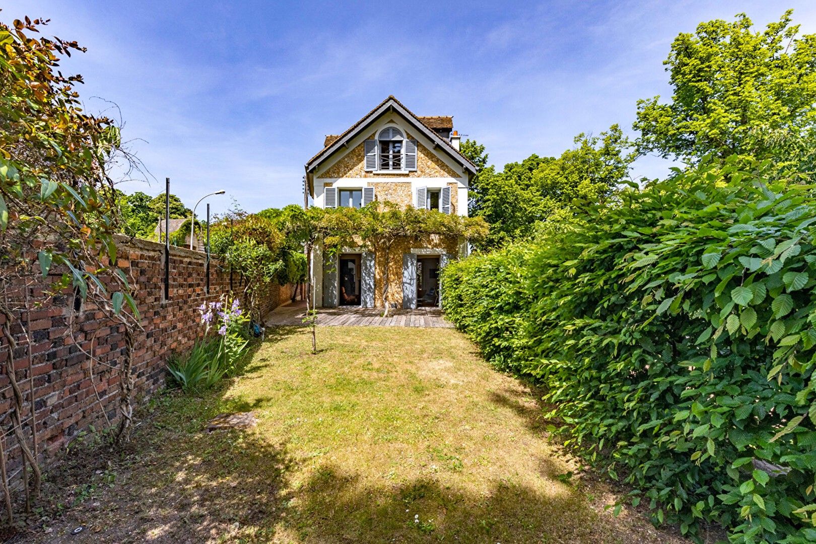 Images Hoogwaardig gerenoveerd huis in Meudon met uitzicht over Parijs