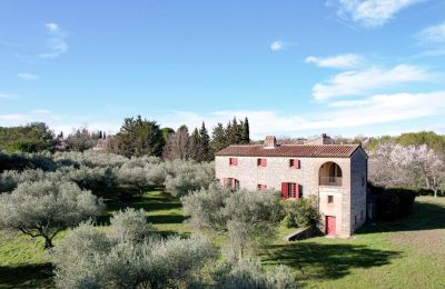 Landelijk huis te koop Uzès, Occitanie, Dronefoto