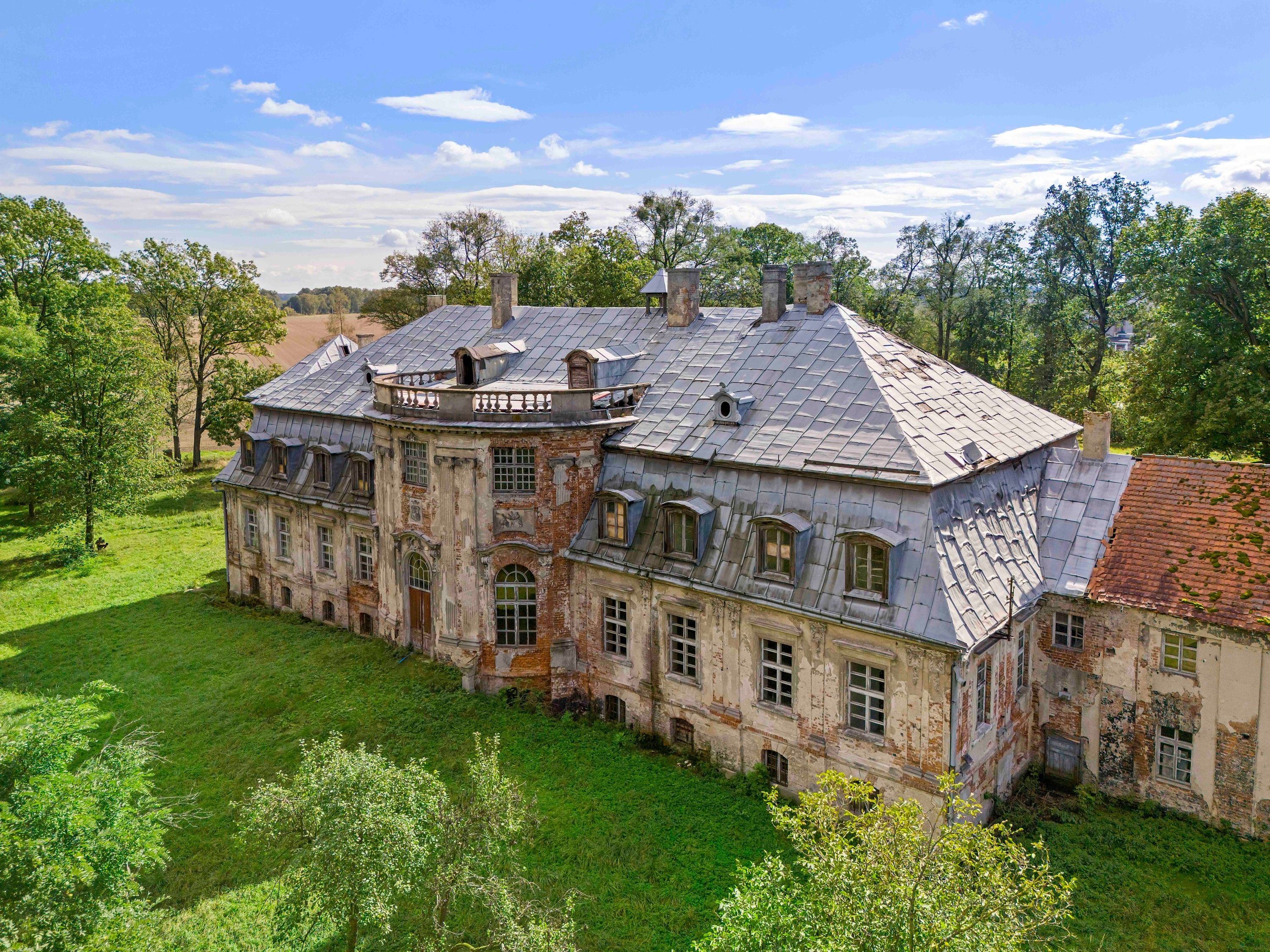 Images Minkowskie Landhuis in Polen - barok juweeltje gebaseerd op Sanssouci