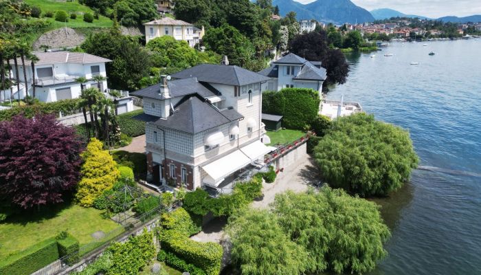 Historische villa te koop Verbania, Piemonte,  Italië