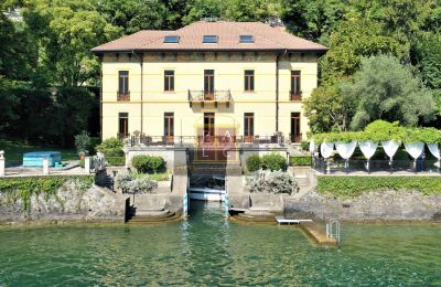 Historische villa te koop Moltrasio, Lombardije, Buitenaanzicht