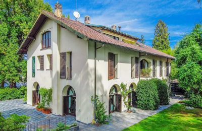 Villa historique à vendre Castelletto Sopra Ticino, Piémont, Vue latérale