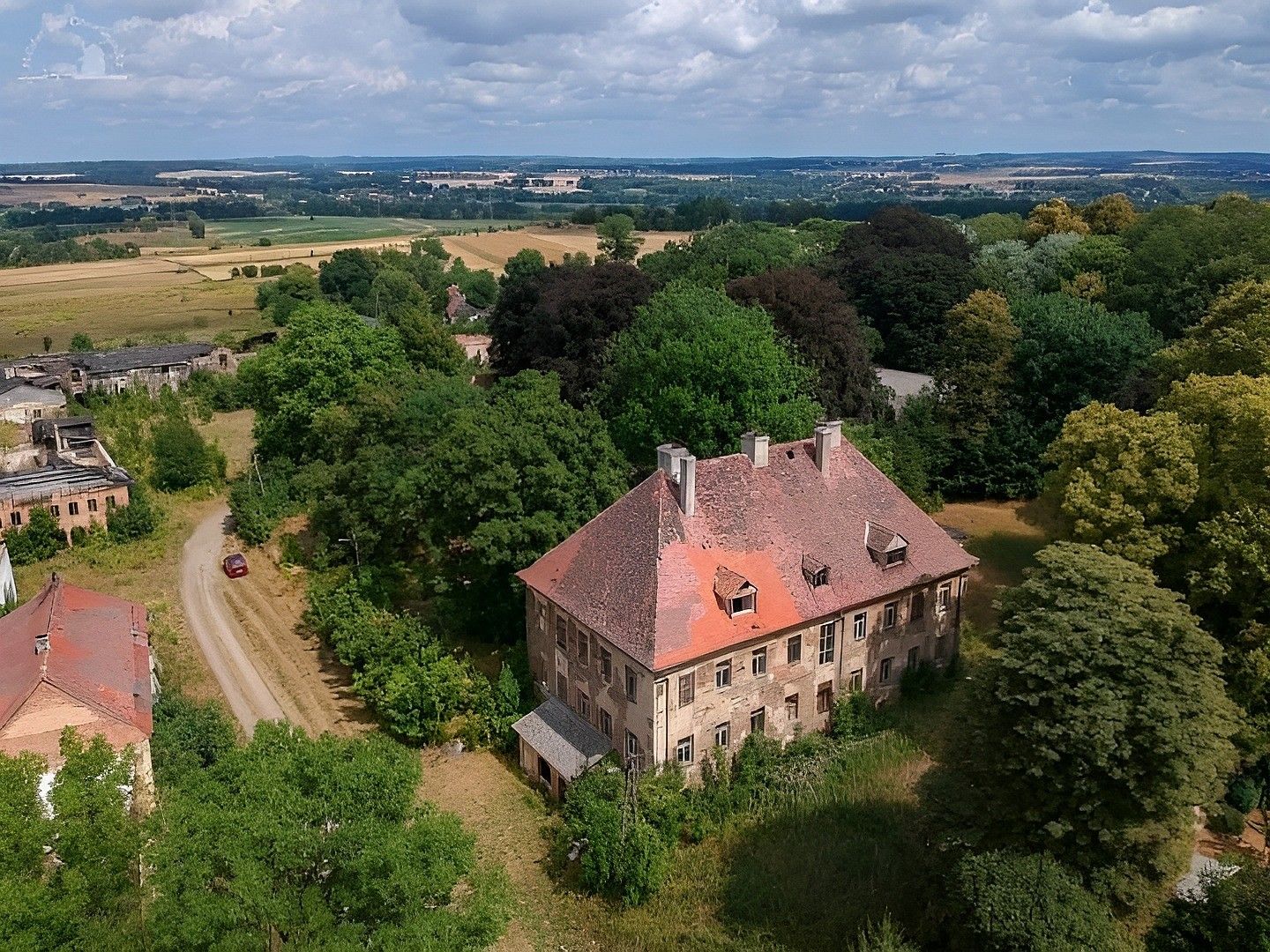 Photos Pałac w Kostrzynie na sprzedaż, Dolnośląskie