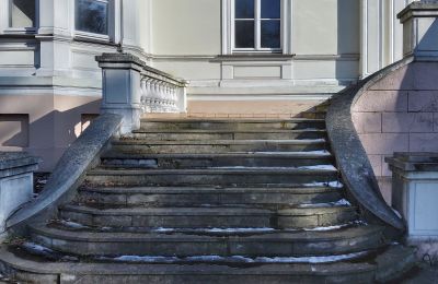 Château à vendre Lubstów, Pałac w Lubstowie, Grande-Pologne, Escalier