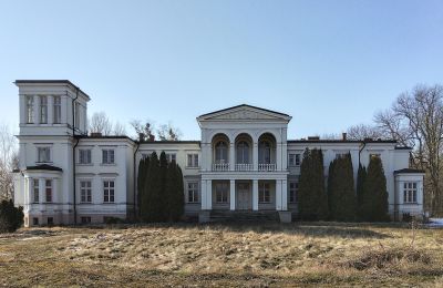 Château à vendre Lubstów, Pałac w Lubstowie, Grande-Pologne, Vue frontale