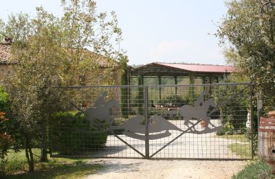 Maison de campagne à vendre Arezzo, Toscane, RIF2262-lang2#RIF 2262 Zufahrtstor