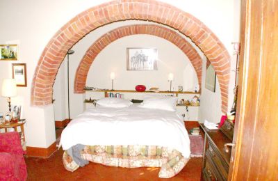 Maison de campagne à vendre Arezzo, Toscane, RIF 2262 Schlafzimmer