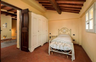 Maison de campagne à vendre Figline e Incisa Valdarno, Toscane, RIF 2966 Schlafzimmer in ehem. Scheune