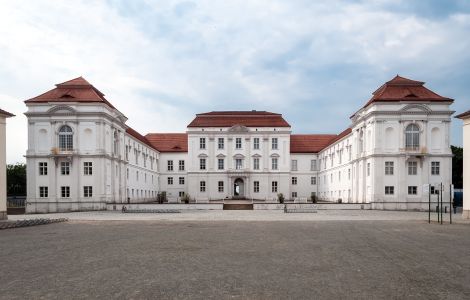 /pp/cc_by/thumb-deutschland-brandenburg-oranienburg-schloss.jpg