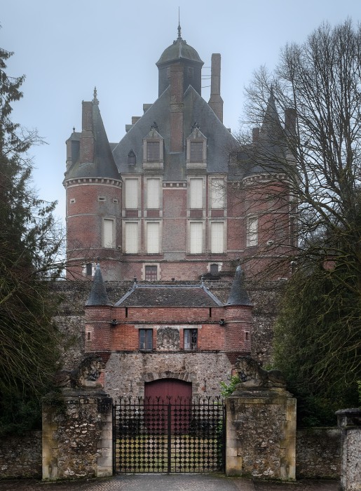 Château de Montmort, Montmort-Lucy