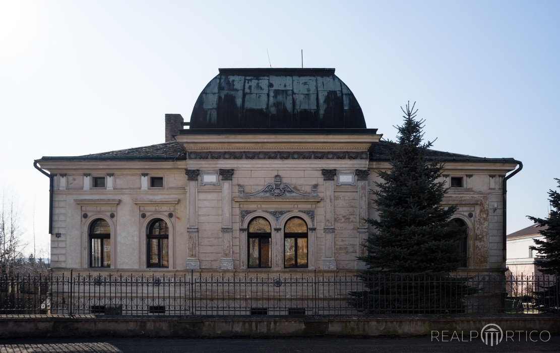 Villa in Radonice (Radonitz), Bezirk Komotau, Radonice