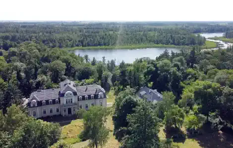 Château vendu en Pologne